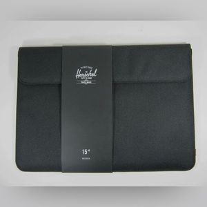 Herschel Supply Spokane Macbook Air 15” Case Padded Laptop Sleeve